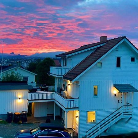 New! Modern - Central - Cozy Place By The Sherpa Stairs Tromsø Exterior foto