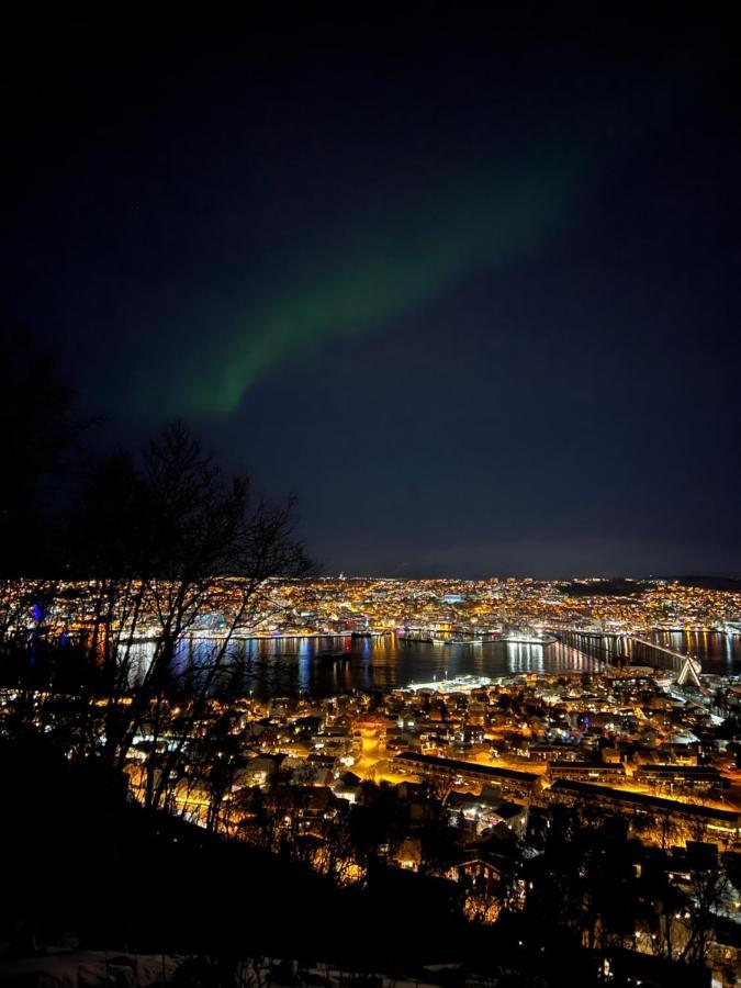 New! Modern - Central - Cozy Place By The Sherpa Stairs Tromsø Exterior foto